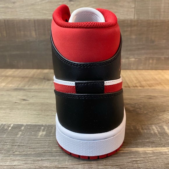 Jordan 1 Mid ‘Black Gym Red’ - Picture 4 of 9